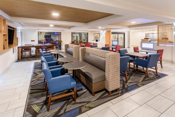 Holiday Inn Express Hotel & Suites Marana image 6